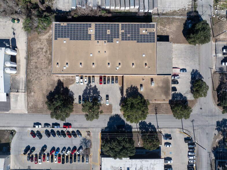 More Photos Of 4267 Dividend Rd, San Antonio Warehouse For Sale