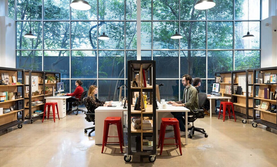 Primary Photo Of 2405 Bartlett St, Houston Loft Creative Space For Sale