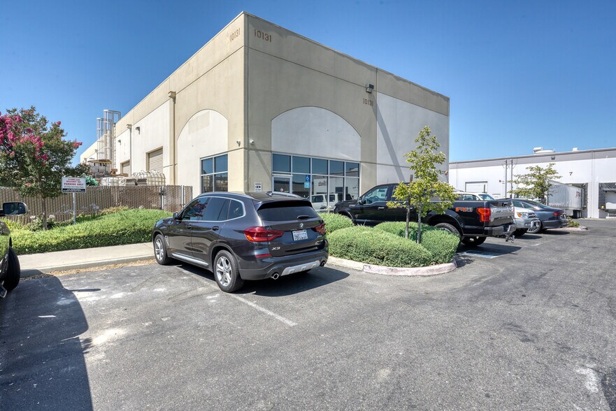 More Photos Of 10131 Iron Rock Way, Elk Grove Manufacturing For Lease