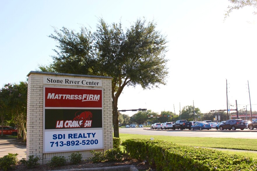 More Photos Of 3823 FM 1092 Rd, Missouri City Storefront For Lease