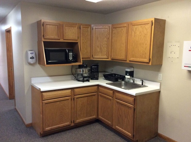 More Photos Of 14 Sewer Branch Rd, Buckhannon Warehouse For Lease