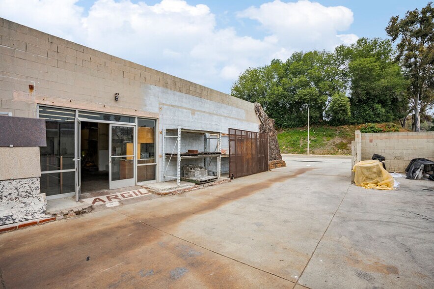 More Photos Of ,  Unknown For Sale