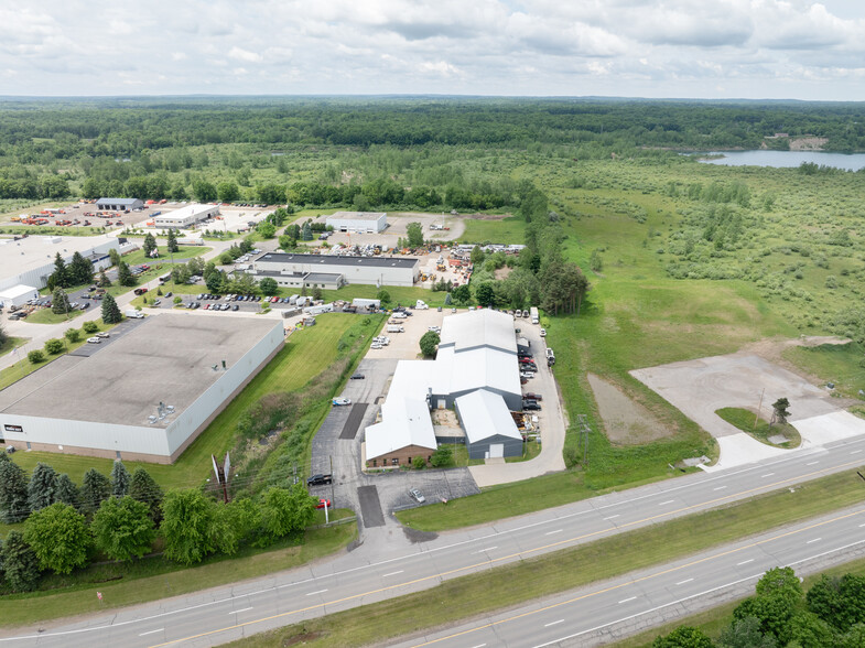 Primary Photo Of 2425 N Lapeer Rd, Oxford Manufacturing For Sale