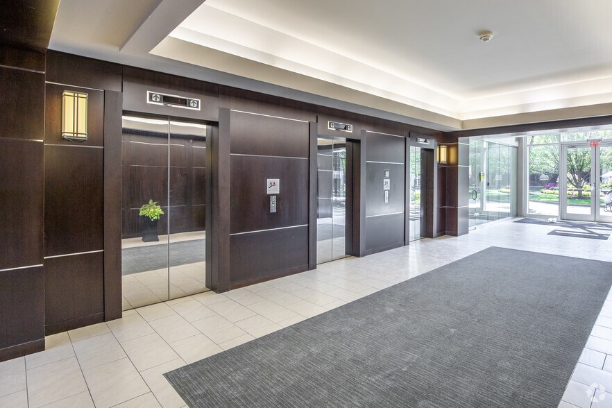 More Photos Of 8845 Governors Hill Dr, Cincinnati Office For Lease