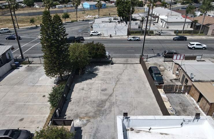 More Photos Of 11042 Hole Ave, Riverside Freestanding For Lease