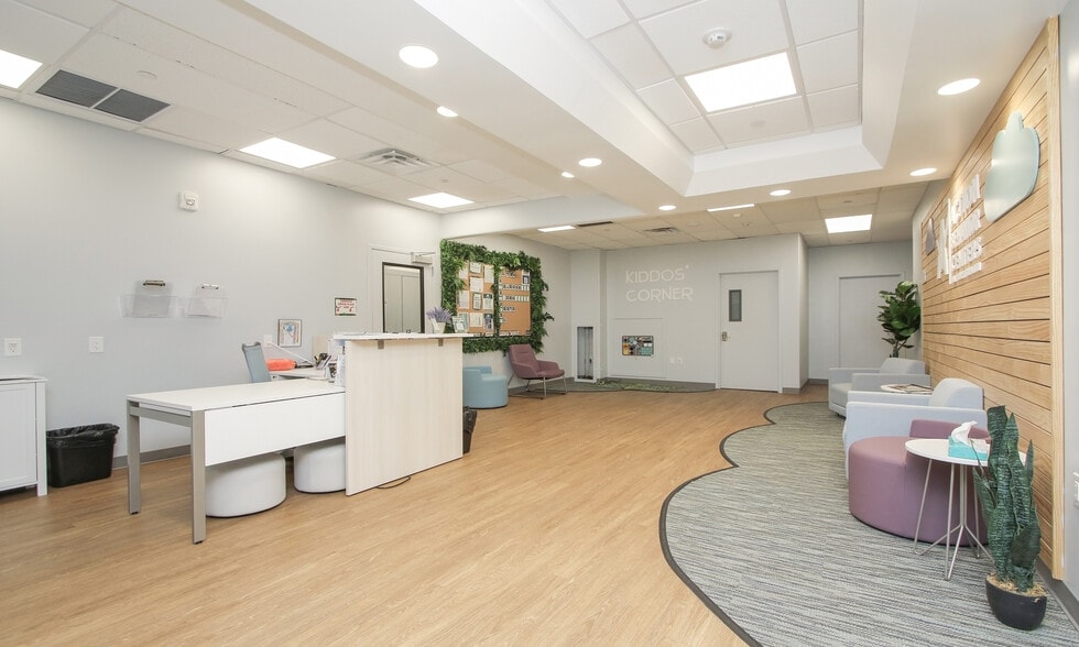 More Photos Of 15606 W Airport Blvd, Sugar Land Medical For Sale