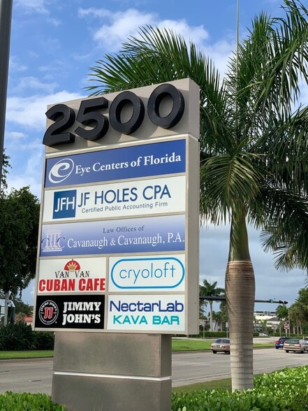 More Photos Of 2500 Tamiami Trl N, Naples Storefront For Lease