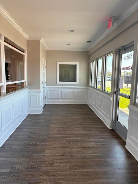 More Photos Of 8316 Rivers Ave, North Charleston Office For Lease