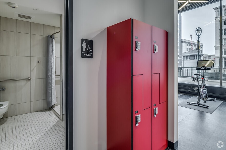 More Photos Of 111 E Wisconsin Ave, Milwaukee Office For Lease