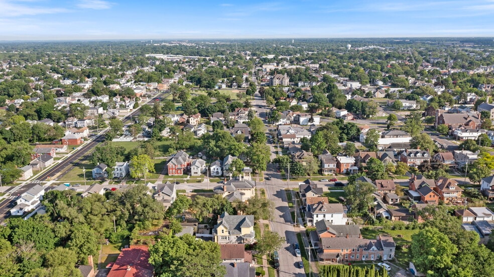 More Photos Of 403 E Adams St, Sandusky Hospitality For Sale