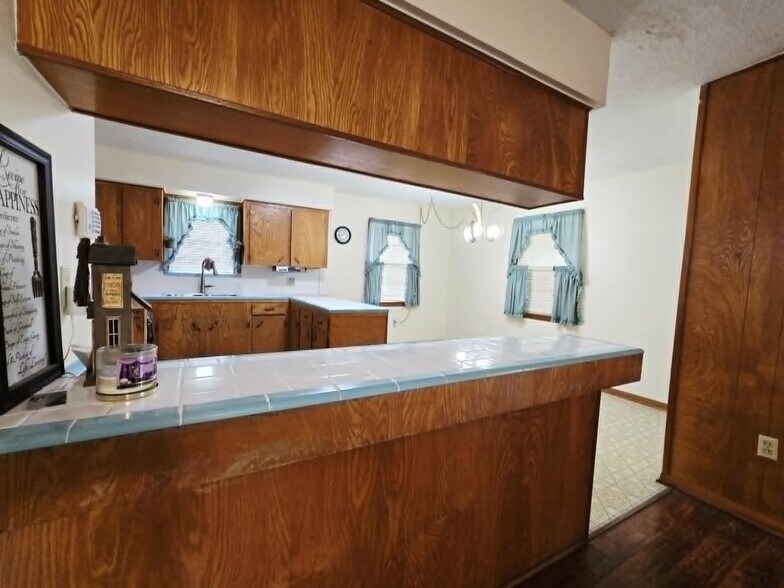 More Photos Of 5930 Killough St, Houston Office For Sale