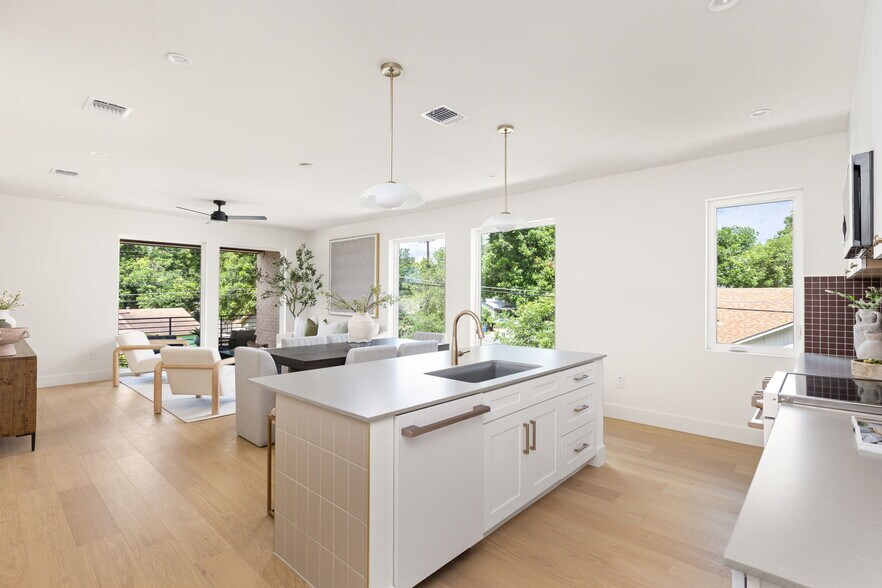 More Photos Of 3528 Gonzales st, Austin Land For Sale