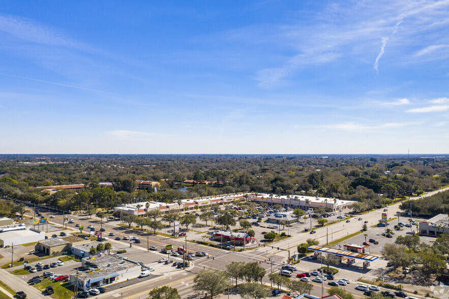 Primary Photo Of 4400 Bee Ridge Rd, Sarasota General Retail For Lease