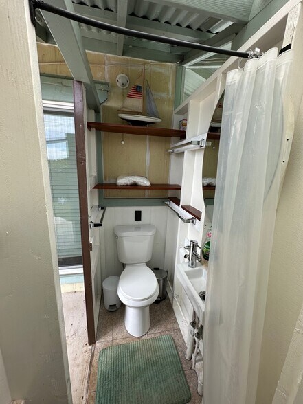 More Photos Of 3135 Lower Kula Rd, Kula Storefront Retail Office For Sale