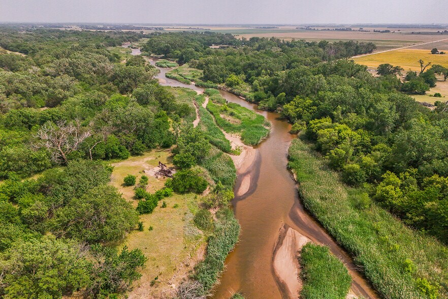 More Photos Of 9111 Long View Road, Burrton Land For Sale