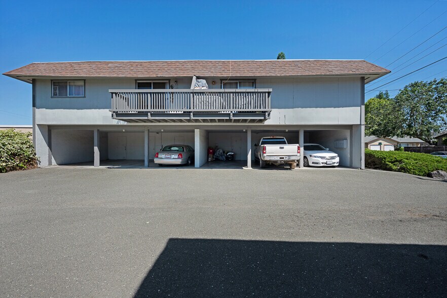 More Photos Of 1155 Evans Dr, Santa Rosa Apartments For Sale