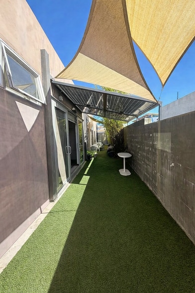 More Photos Of 1920 Olympic Blvd, Santa Monica Loft Creative Space For Lease