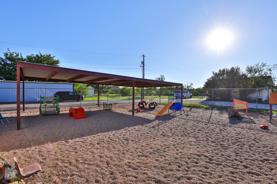 More Photos Of 6000 Buffalo Gap Rd, Abilene Daycare Center For Sale