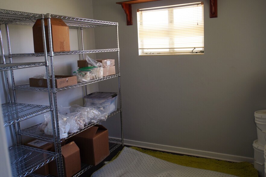 More Photos Of 601 Avenue B NW, Winter Haven Office Residential For Sale