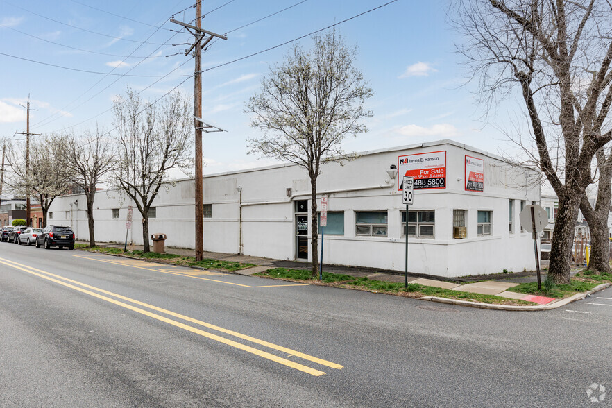 Primary Photo Of 32 1st St, Hackensack Showroom For Sale