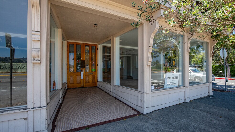 More Photos Of 1411-1417 Bridgeway Blvd, Sausalito Storefront For Lease
