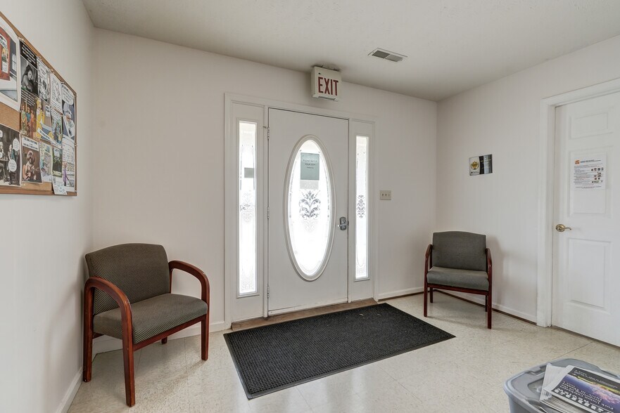 More Photos Of , Palmyra Unknown For Sale