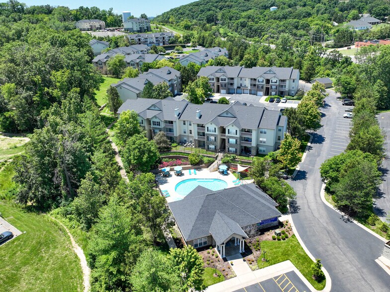 More Photos Of 400 Legends Terrace Dr, Eureka Apartments For Sale