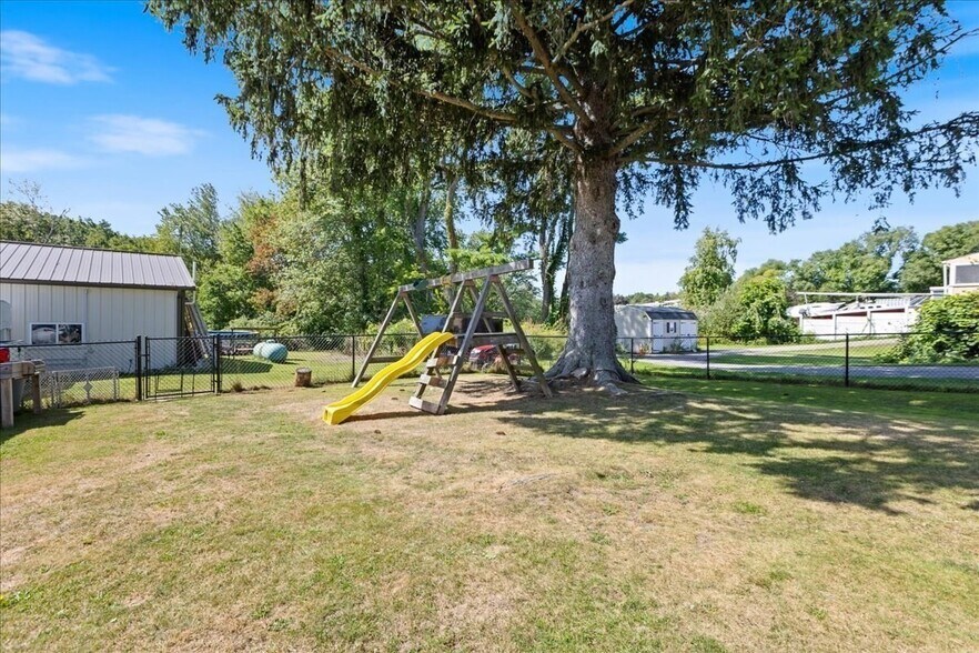 More Photos Of 57 Elm St, Salisbury Industrial For Sale