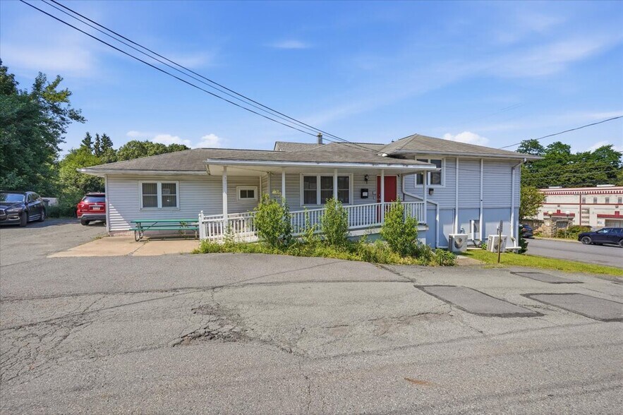 More Photos Of 1346 N Washington Ave, Scranton Office For Sale