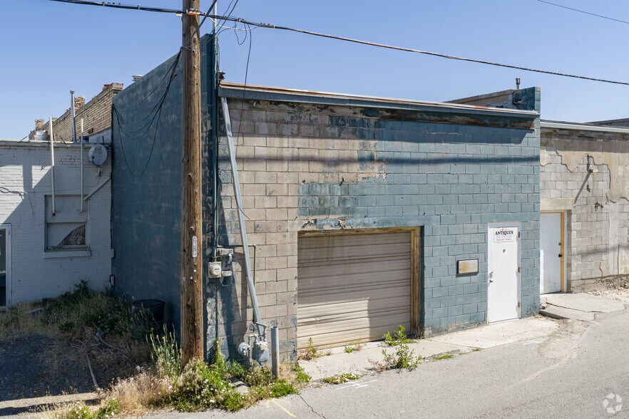 More Photos Of 133 E Main St, Jerome Storefront For Sale