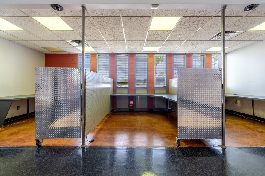 More Photos Of 3811 N 24th St, Phoenix Loft Creative Space For Lease