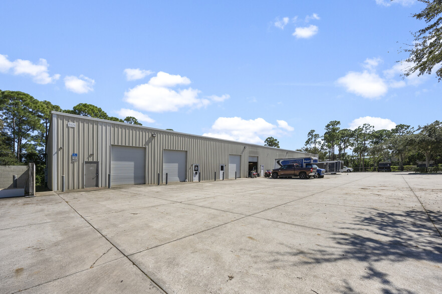 Primary Photo Of 3121 Skyway Cir, Melbourne Warehouse For Lease