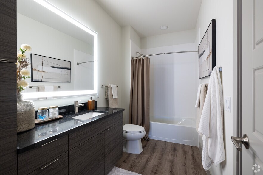 More Photos Of The Shoppes on Central Avenue, Clayton Apartments For Lease