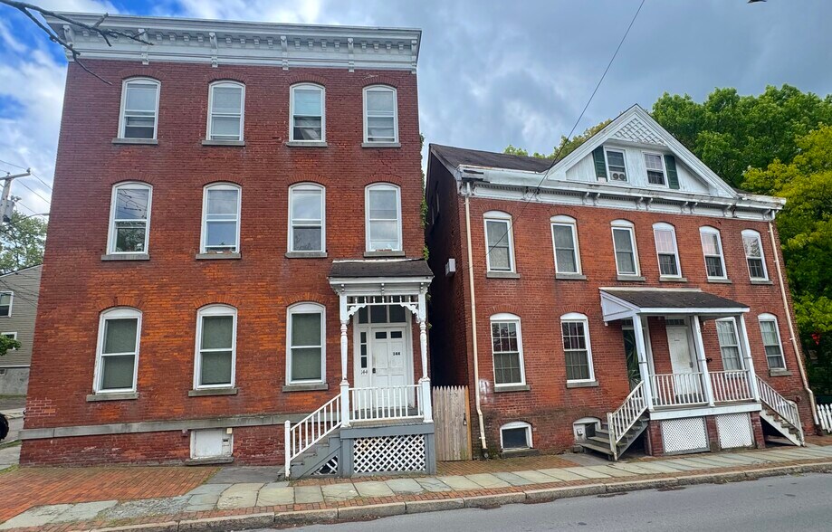 More Photos Of 140-144 Union St, Poughkeepsie Apartments For Sale