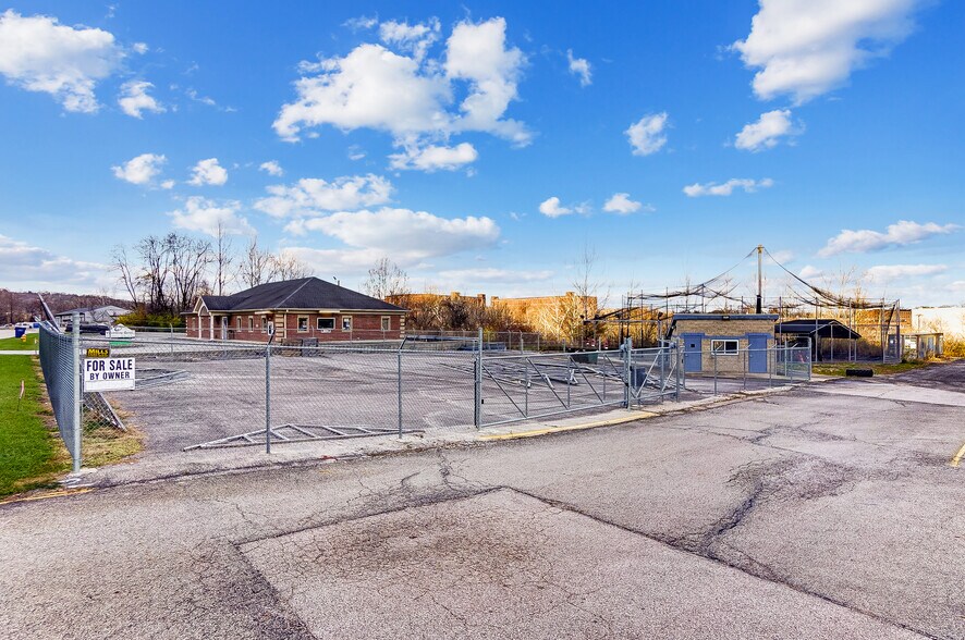 More Photos Of 150 Industrial Dr, Lawrenceburg Light Manufacturing For Lease