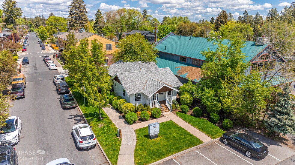 More Photos Of 846 NW Colorado Ave, Bend Office For Sale