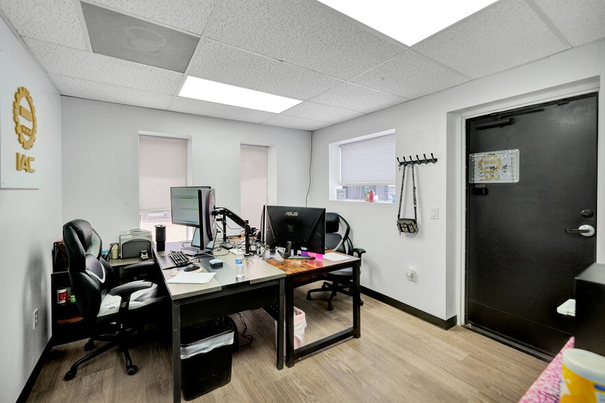 More Photos Of 2811 S County Road 1257, Midland Warehouse For Sale