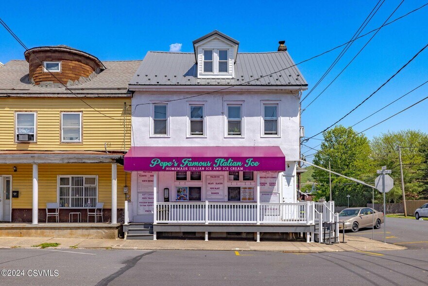 More Photos Of 51 S Chestnut St, Mount Carmel Storefront Retail Residential For Sale