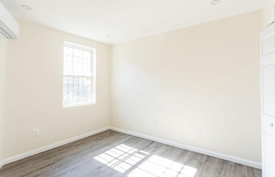 More Photos Of 2928 Nelson Pl Se, Washington Apartments For Sale