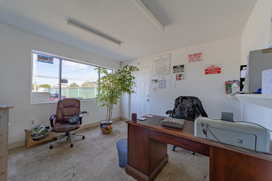 2755 Central Ave, Mckinleyville, CA 95519 Auto Repair For Sale