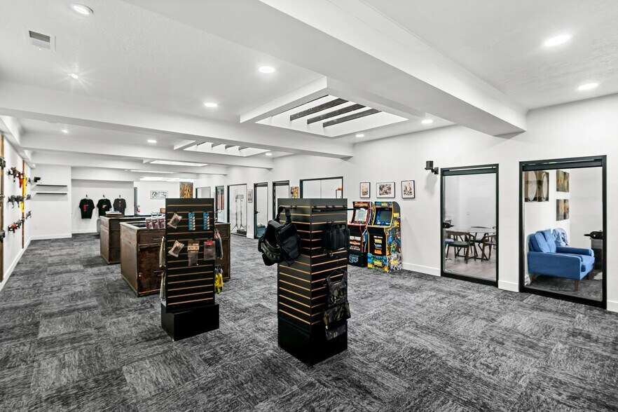 More Photos Of 2550 Washington Blvd, Ogden Office For Lease