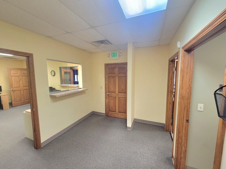 More Photos Of 11376 Broadway, Crown Point Office For Sale