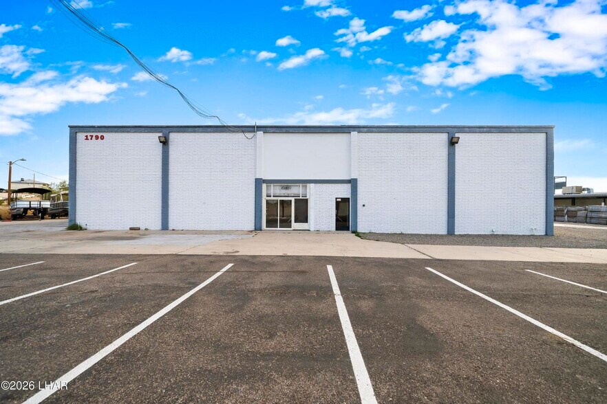 Primary Photo Of 1790 Industrial Blvd, Lake Havasu City Warehouse For Sale