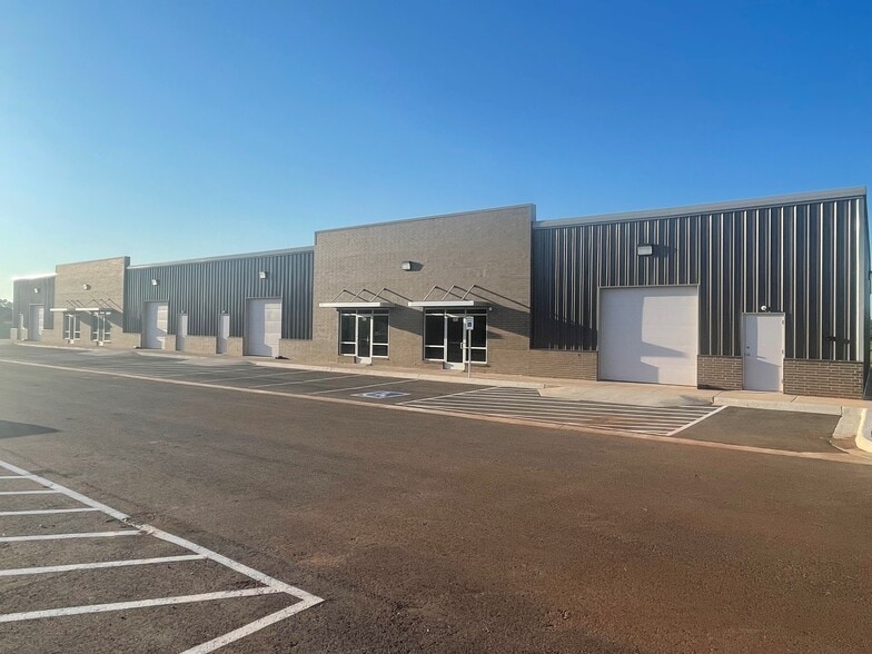 More Photos Of S Sara Rd & SW 89th St, Mustang Unknown For Lease