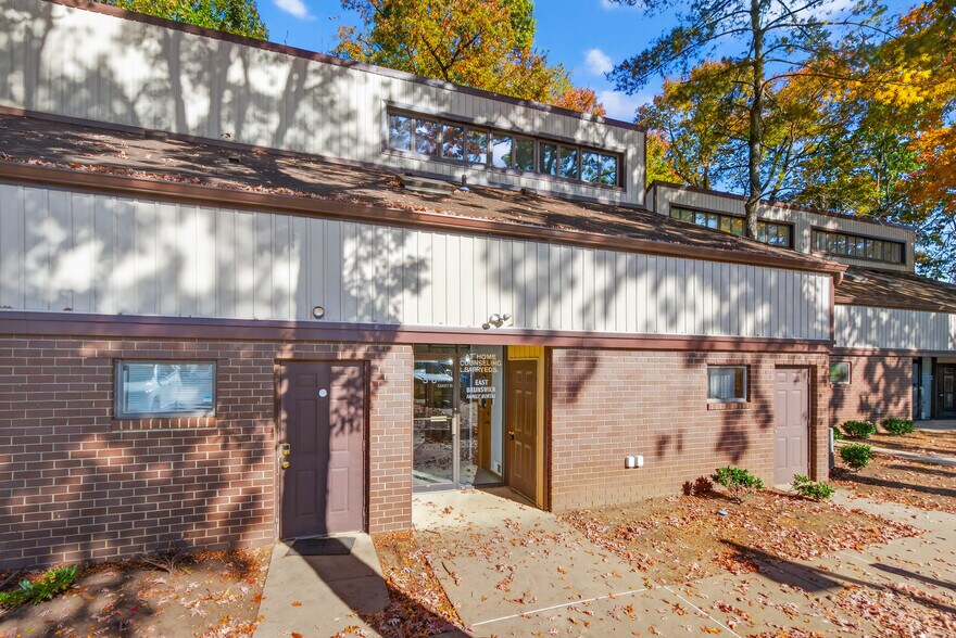More Photos Of 5-10 Brunswick Woods Dr, East Brunswick Office For Sale