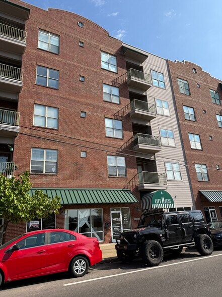 More Photos Of 6 W Ge Patterson Ave, Memphis Loft Creative Space For Lease