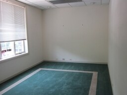 More Photos Of 812-824 Courtyard Dr, Hillsborough Medical For Lease