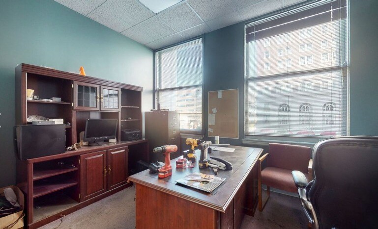 More Photos Of 332 W Broadway, Louisville Office For Sale