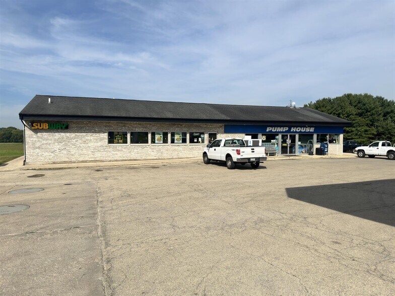 More Photos Of 12180 Center Rd, Durand Service Station For Sale