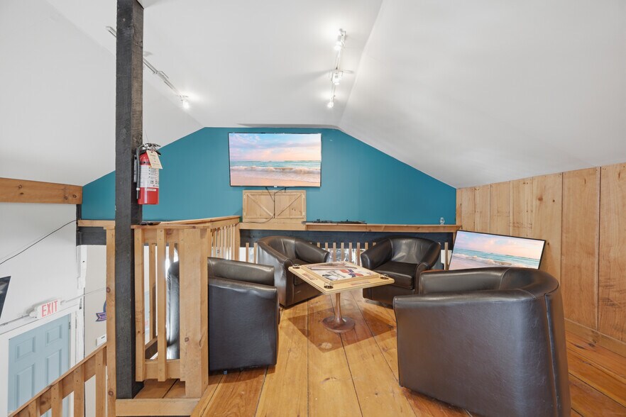 More Photos Of 21 Furnace St, Danielson Storefront For Sale